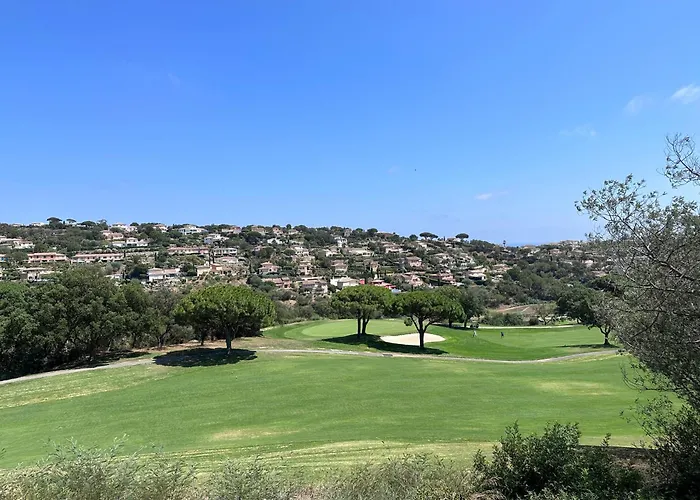 Le Mazet Des Maisons Du Golf