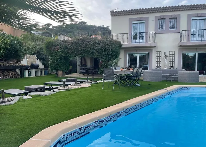 Bajade Tres Belle Maison Piscine Chauffe 210M2 Climatise